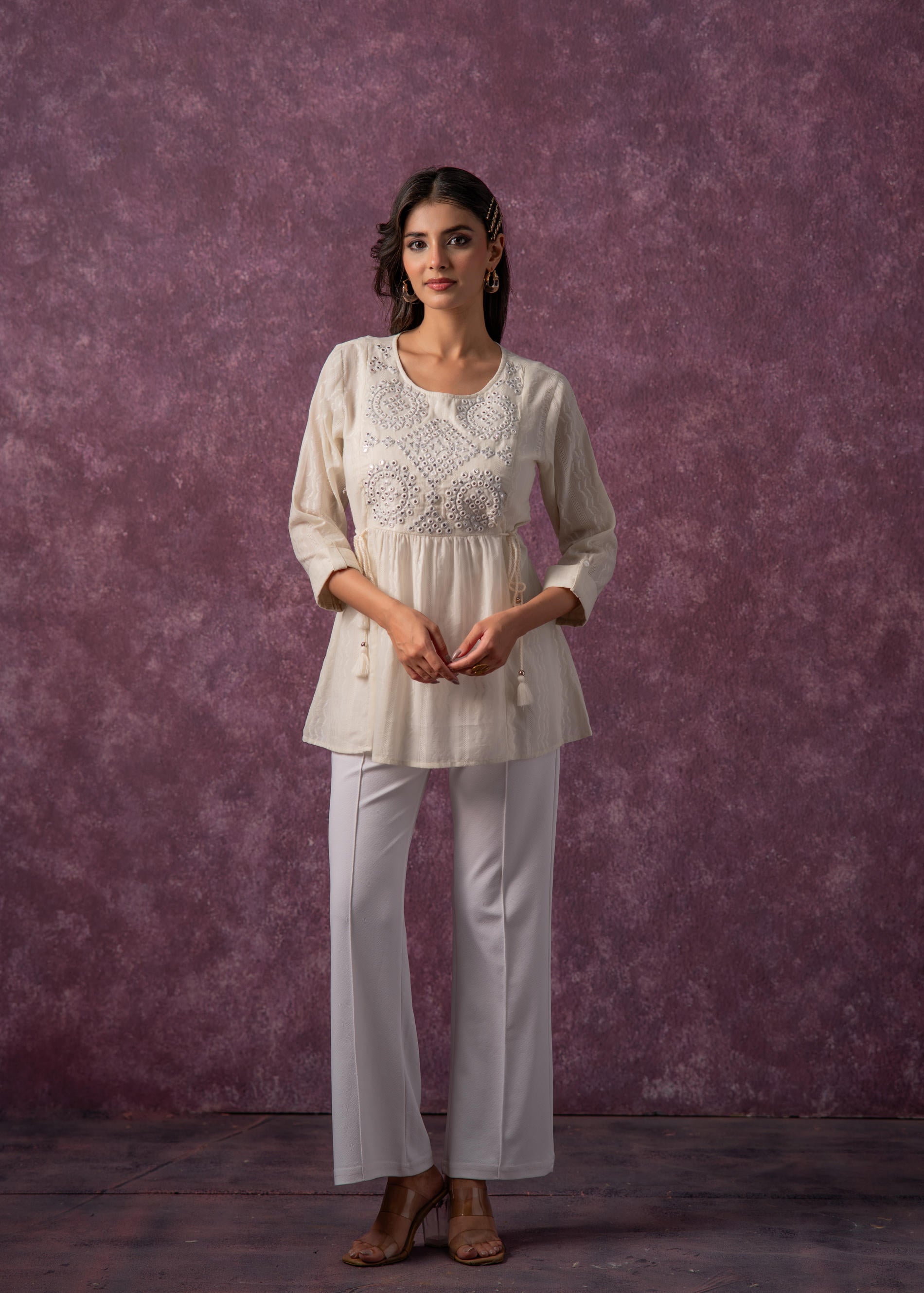 Juniper Women'S Off-White Cotton Tunic With Thread & Mirror Work | Grocsy