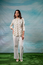 Juniper Lamora Off-White Palm Tree Printed Relaxed Fit Shirt | Grocsy