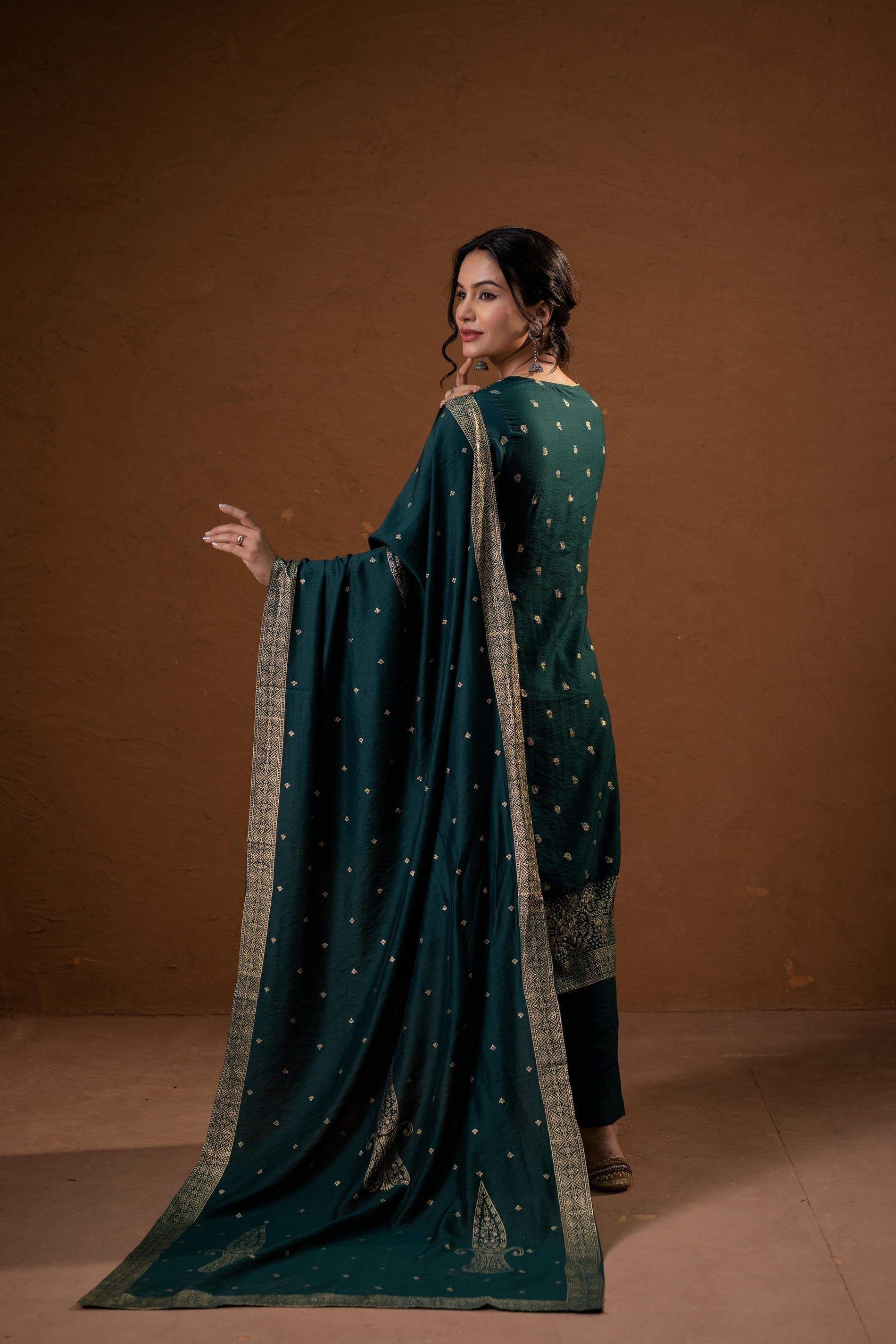 Juniper Green Foil-Print Straight Kurta Set With Pant & Ornate Dupatta | Grocsy