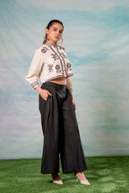 Juniper White Noir Flora Modern Set | Grocsy