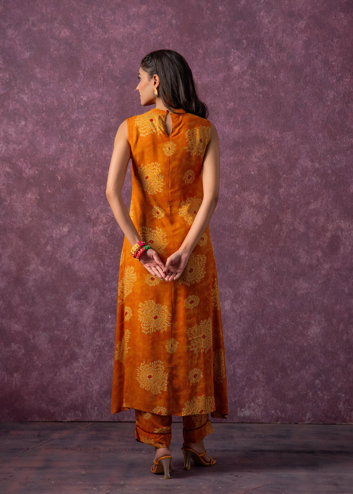 Juniper Women'S Mustard Floral Printed Kurta With Pant Set | Grocsy