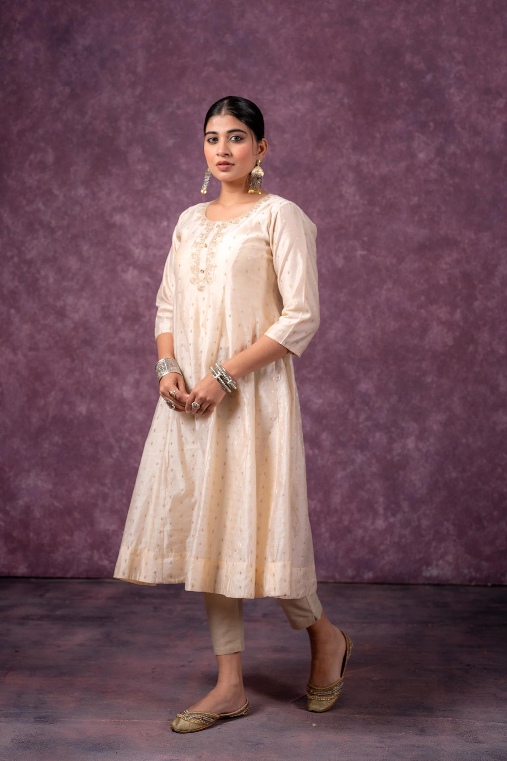 Juniper Ivory Noor A-Line Kurta | Grocsy