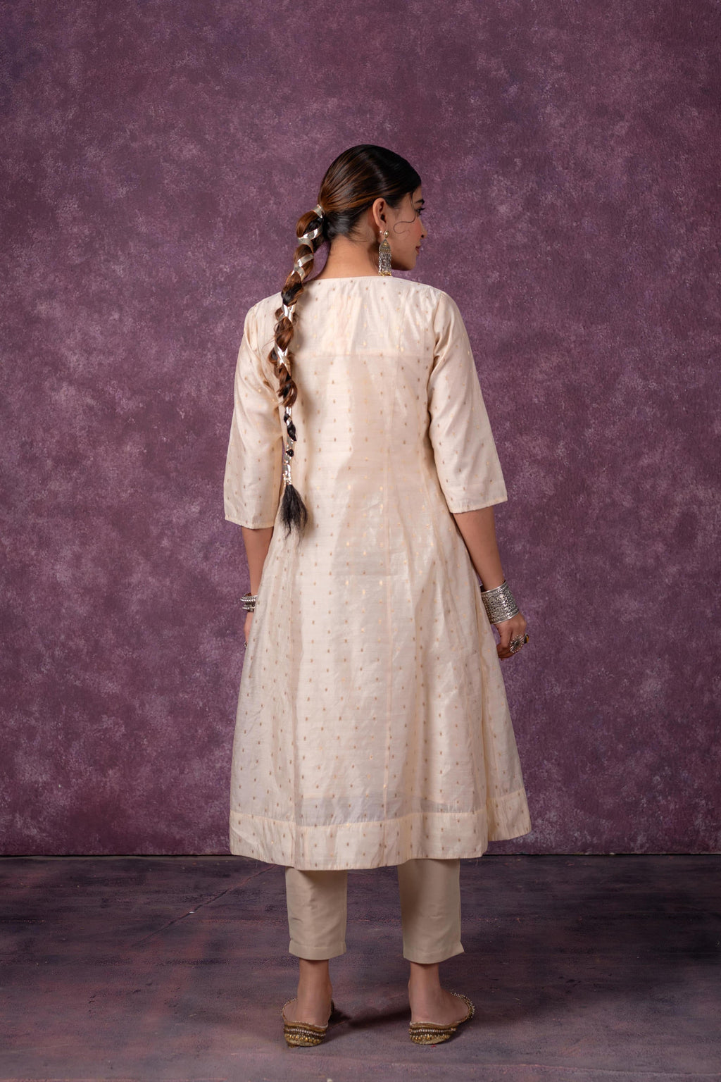 Juniper Ivory Noor A-Line Kurta | Grocsy