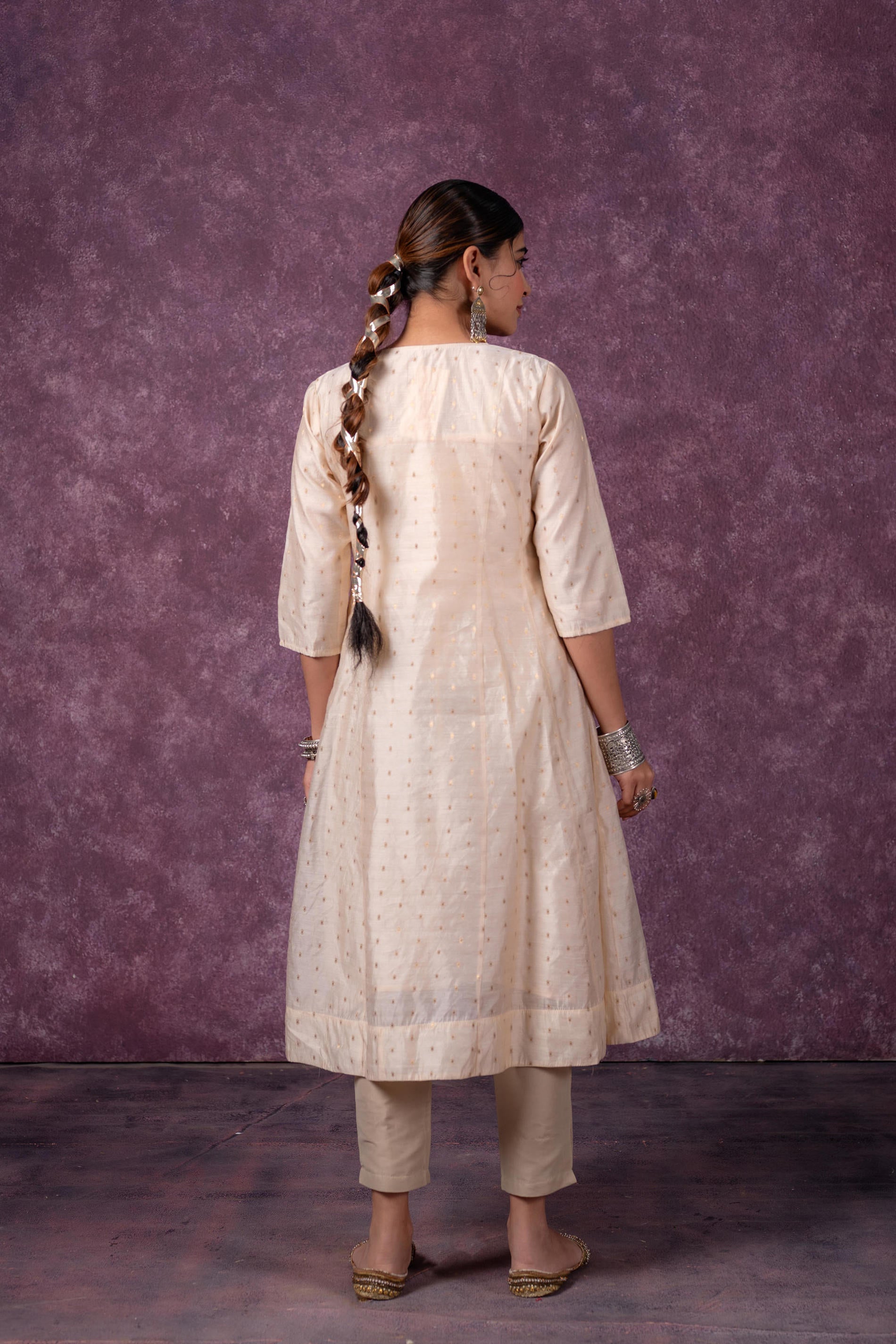 Juniper Ivory Noor A-Line Kurta | Grocsy