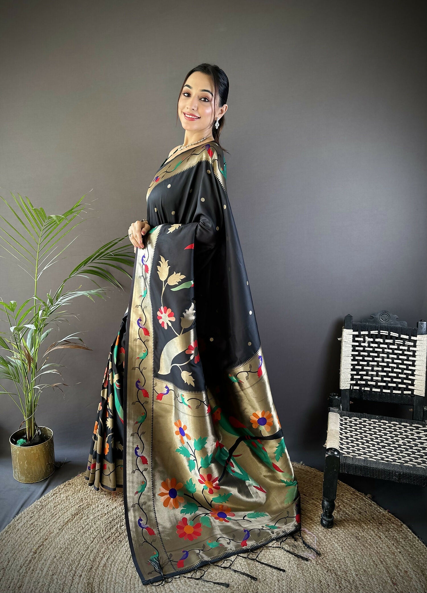 Joban Fashion Black Zari Woven Floral Motifs Soft Silk Paithani Silk Saree | Grocsy