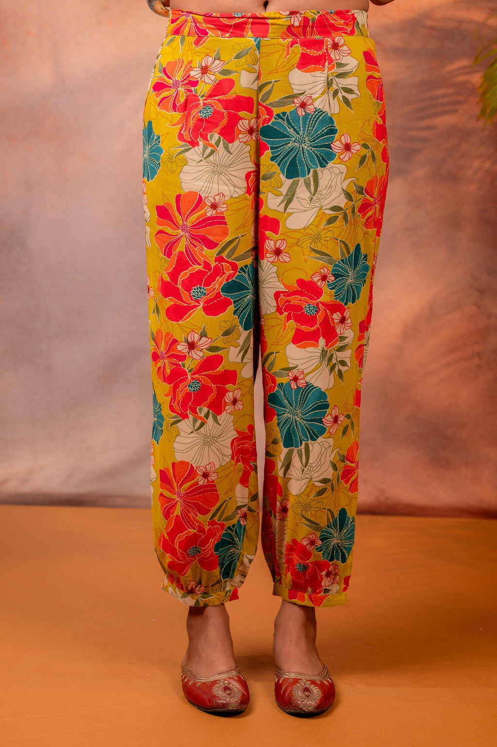 Juniper Sunflora Bloom Printed Kurta Set | Grocsy