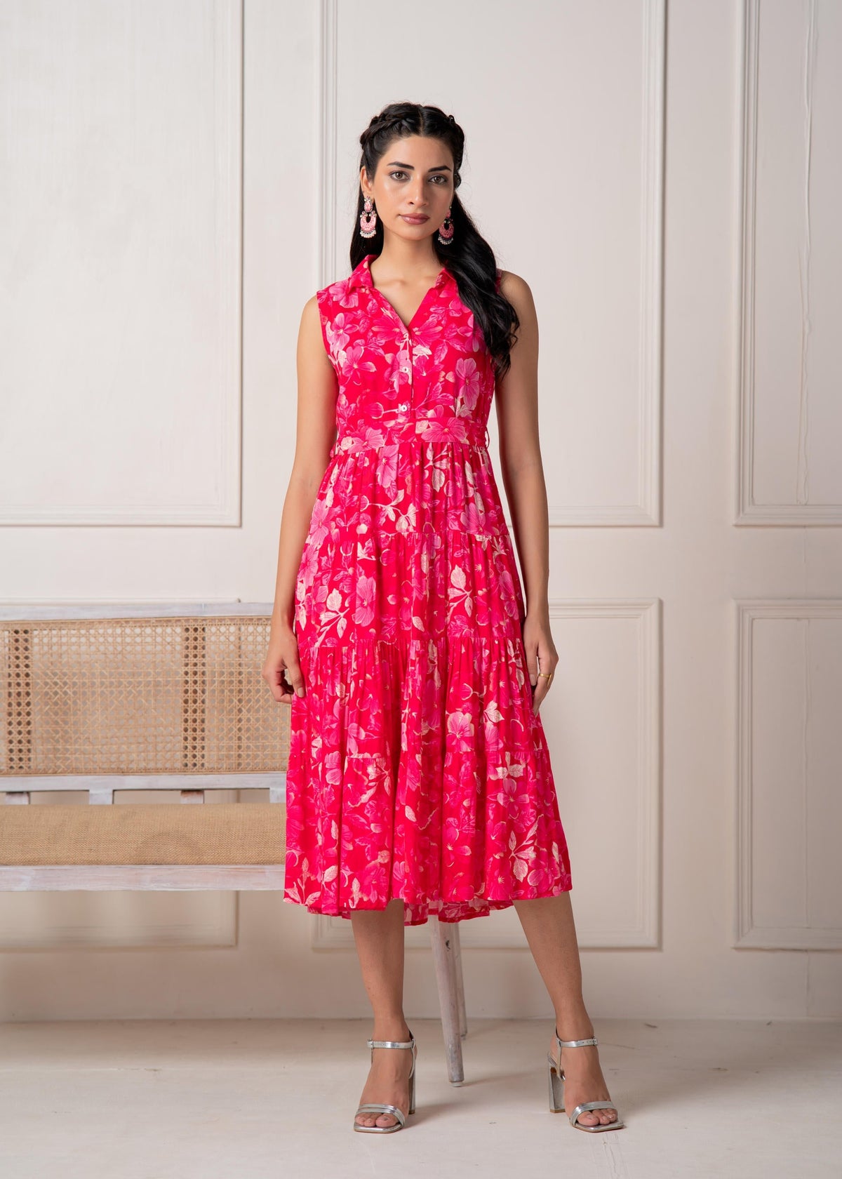 Juniper Coral Fuchsia Sleeveless Floral Tiered Dress | Grocsy