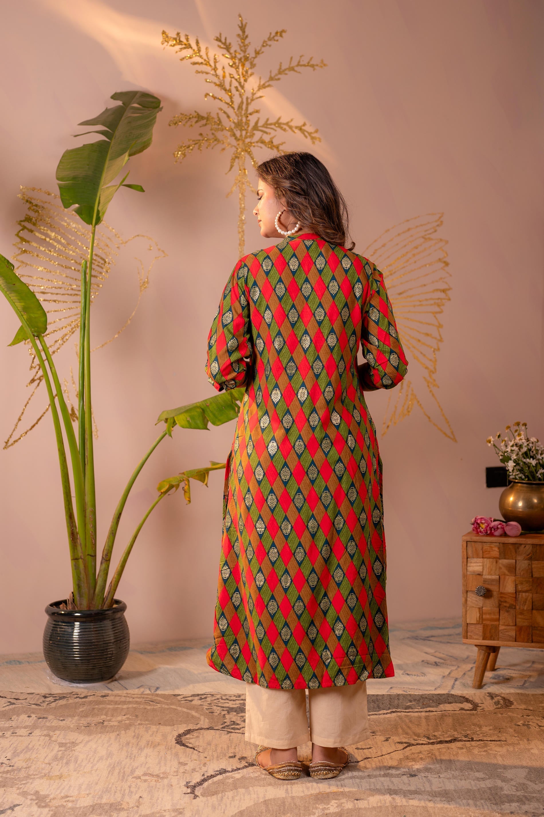 Juniper Geometric Printed Straight Kurta | Grocsy