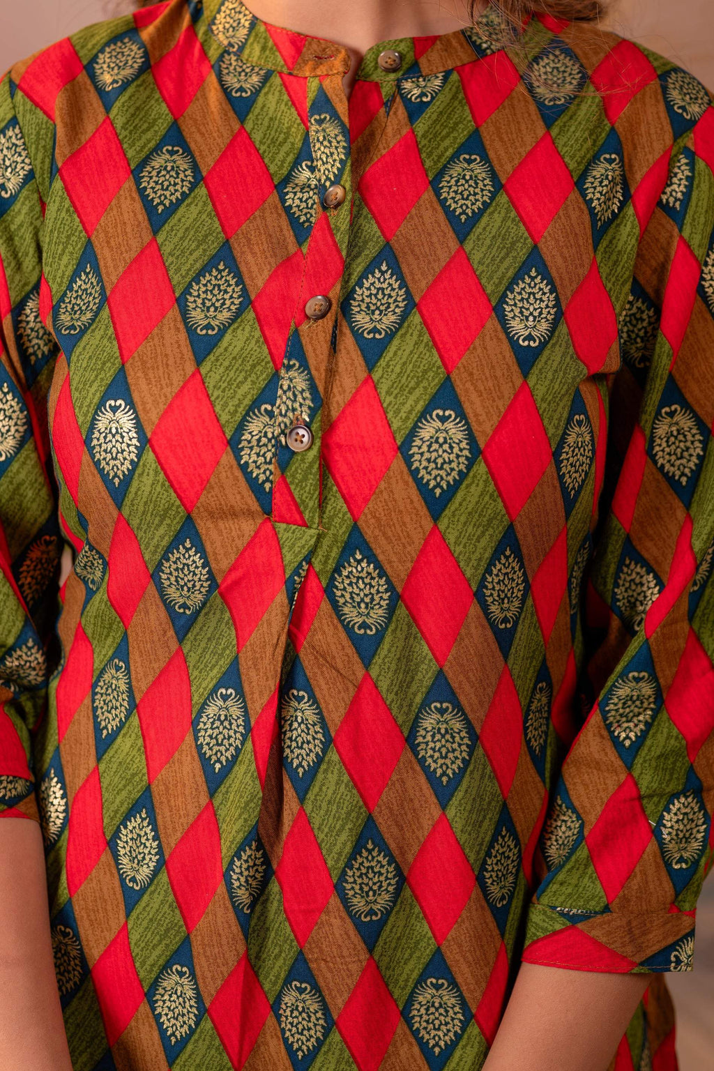 Juniper Geometric Printed Straight Kurta | Grocsy