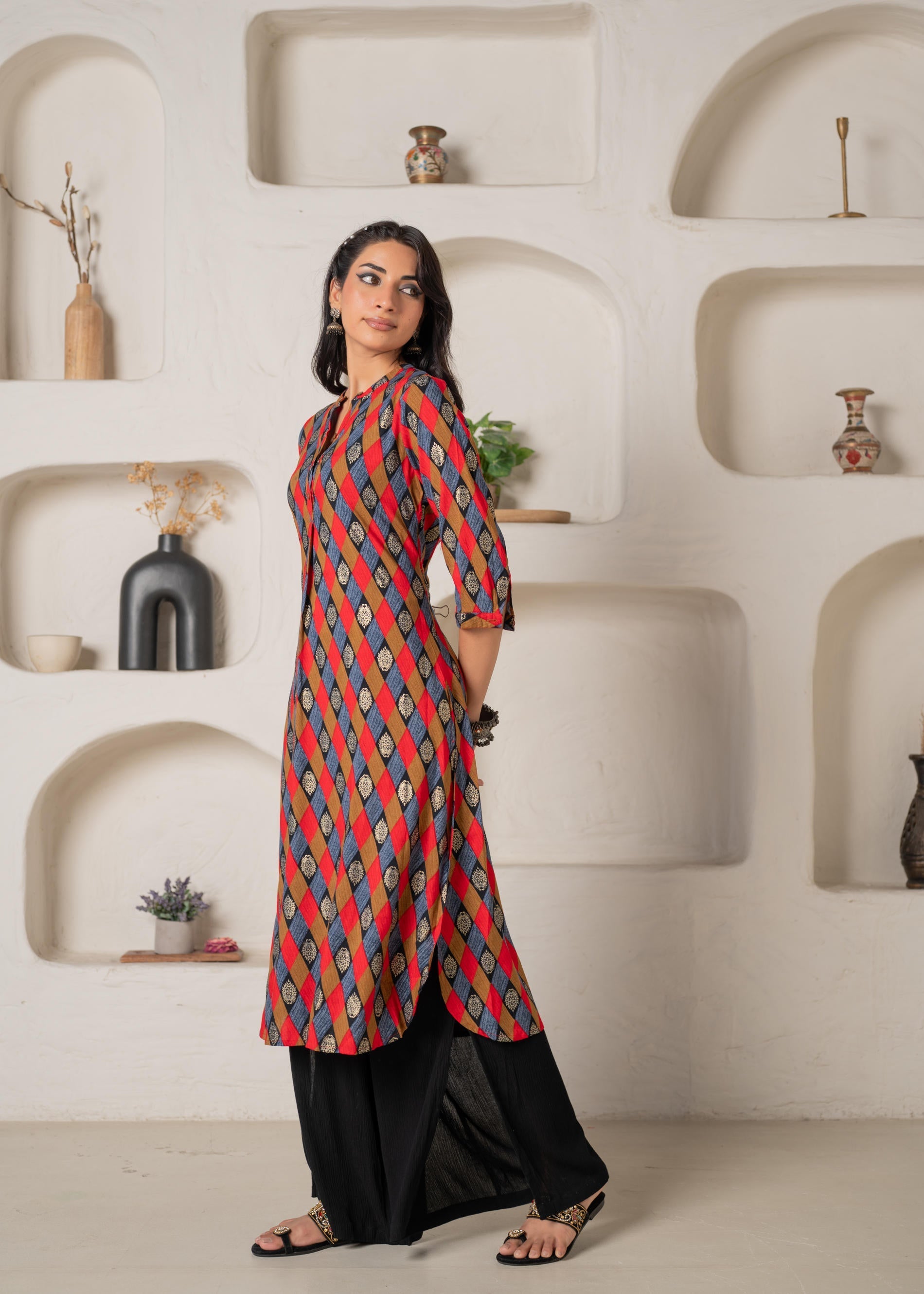 Juniper Geometric Printed Straight Kurta | Grocsy
