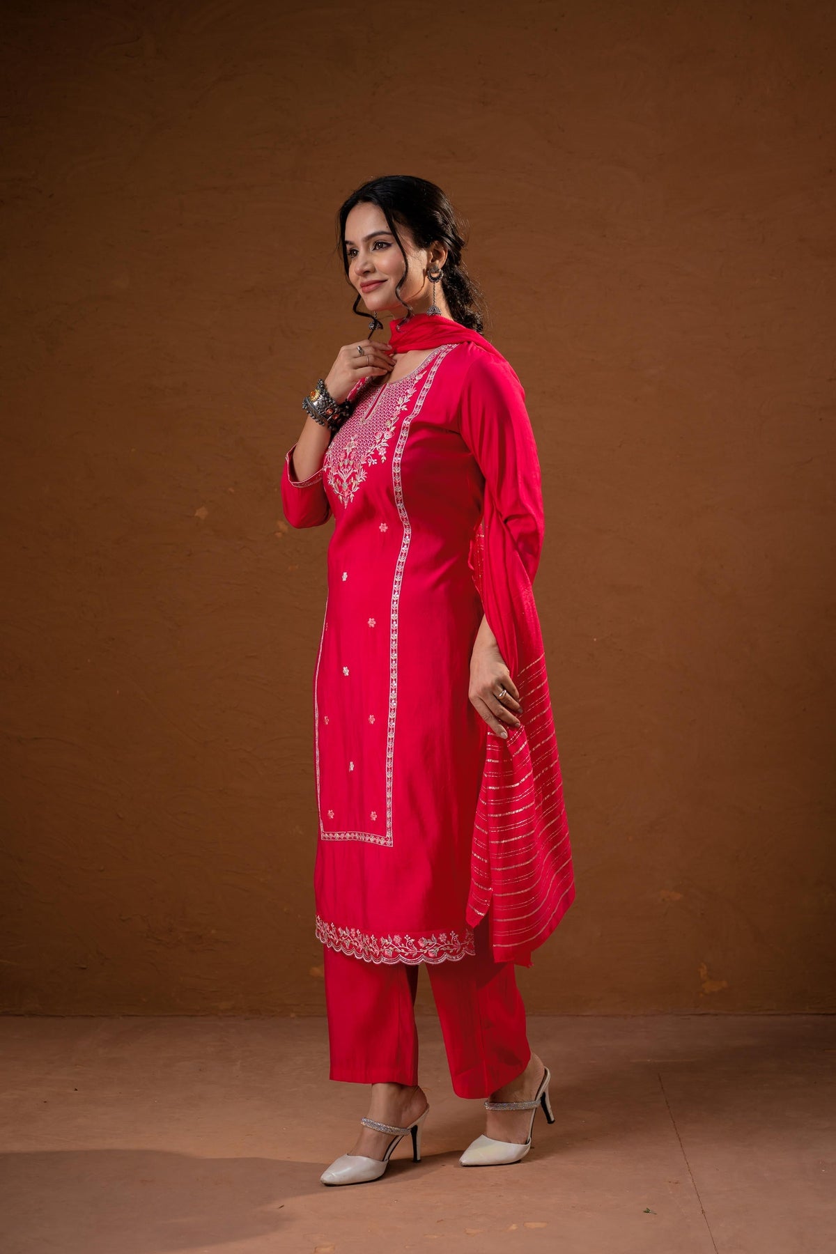 Juniper Fuchsia Zari Embroidered Straight Kurta Set With Matching Pant & Dupatta | Grocsy