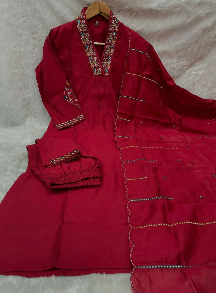 Teeya Creation Rani Pink Embroidered Silk Kurta Pant Set With Dupatta | Grocsy
