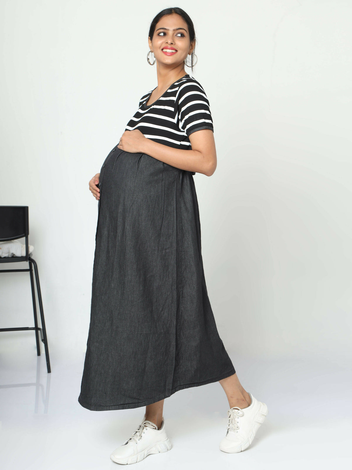 Manet Half Sleeves Maternity Dress White Striped With Concealed Zipper Nursing Access - Black | Grocsy