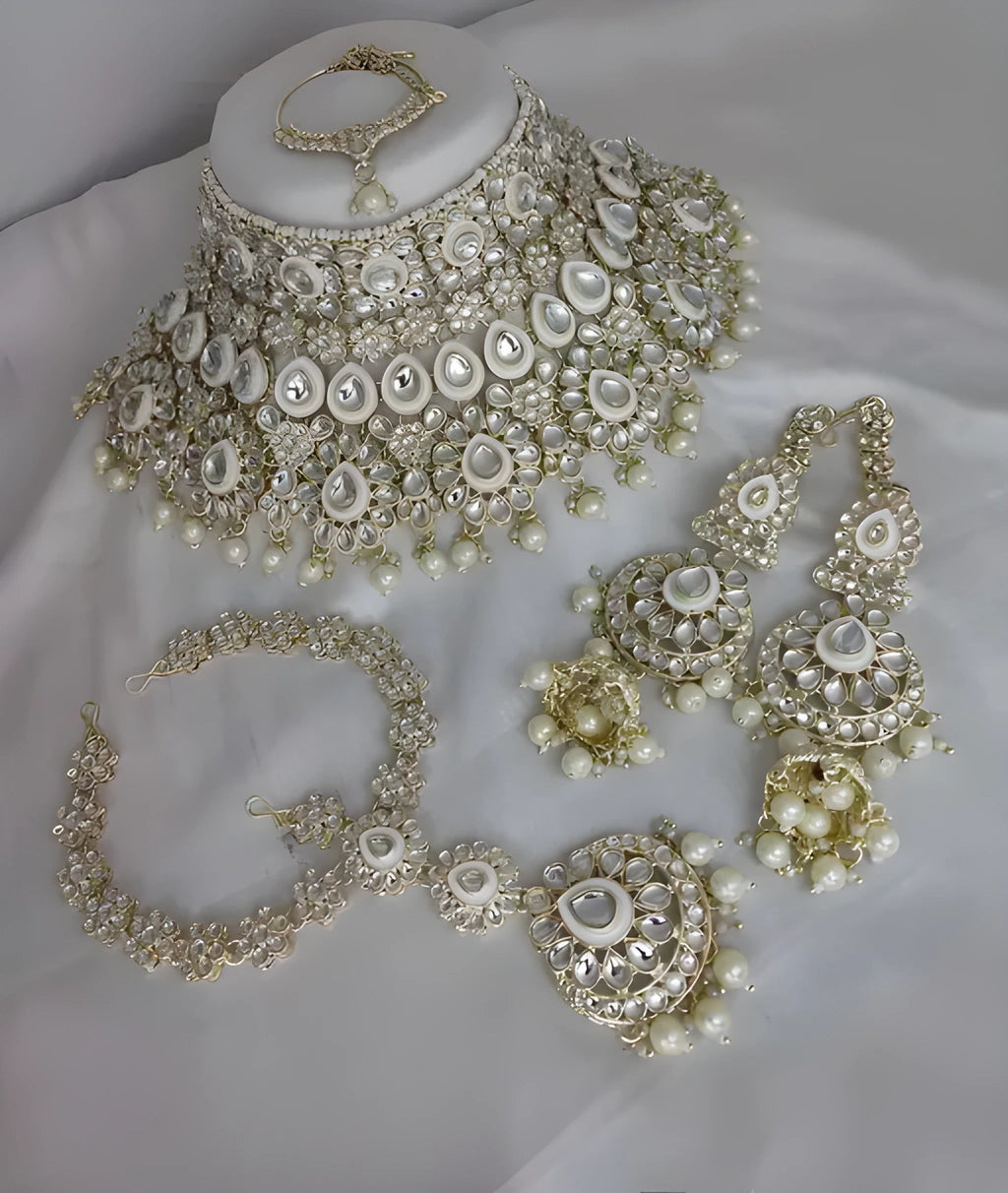 Jewel City Luxurious White Kundan Bridal Set - Complete Semi Wedding Jewelry Collection with Pearl Embellishments | Grocsy