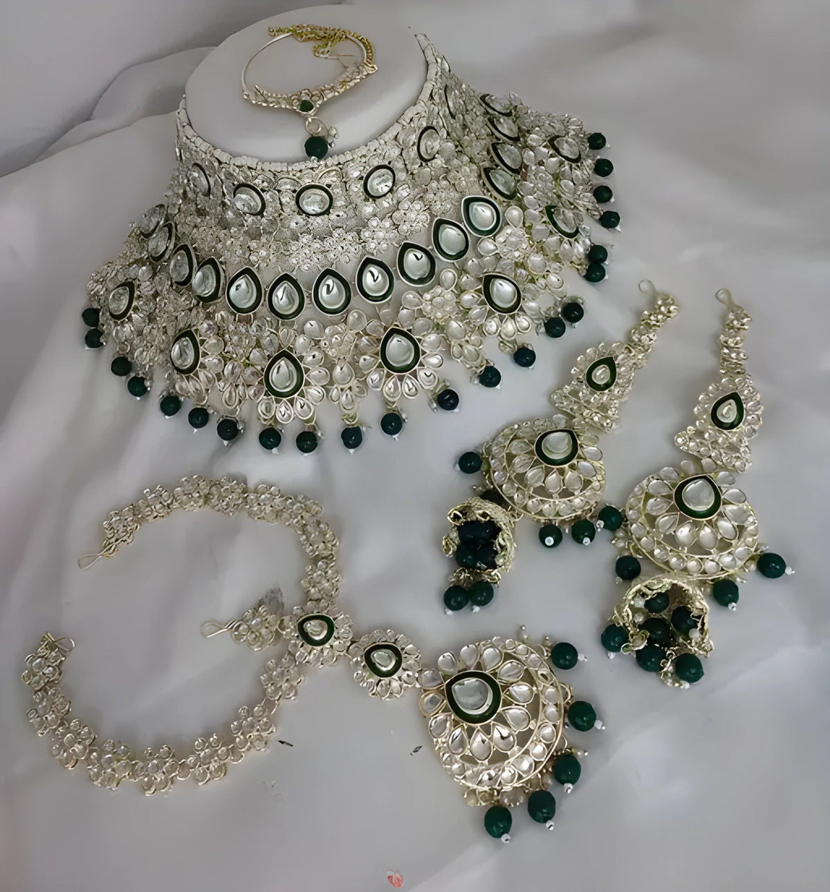 Jewel City Luxurious Green Kundan Bridal Set - Complete Semi Wedding Jewelry Collection with Pearl Embellishments | Grocsy