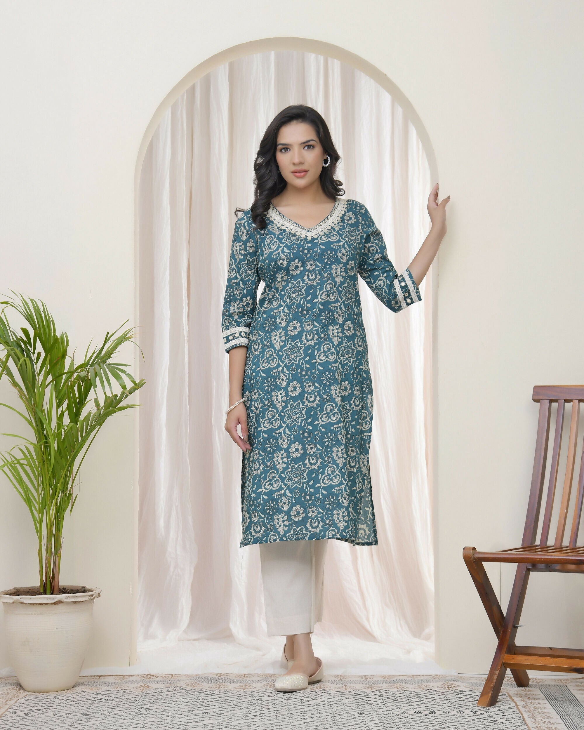 Vaasva Women Ferozi Cotton Printed Straight Kurti With Pant | Grocsy
