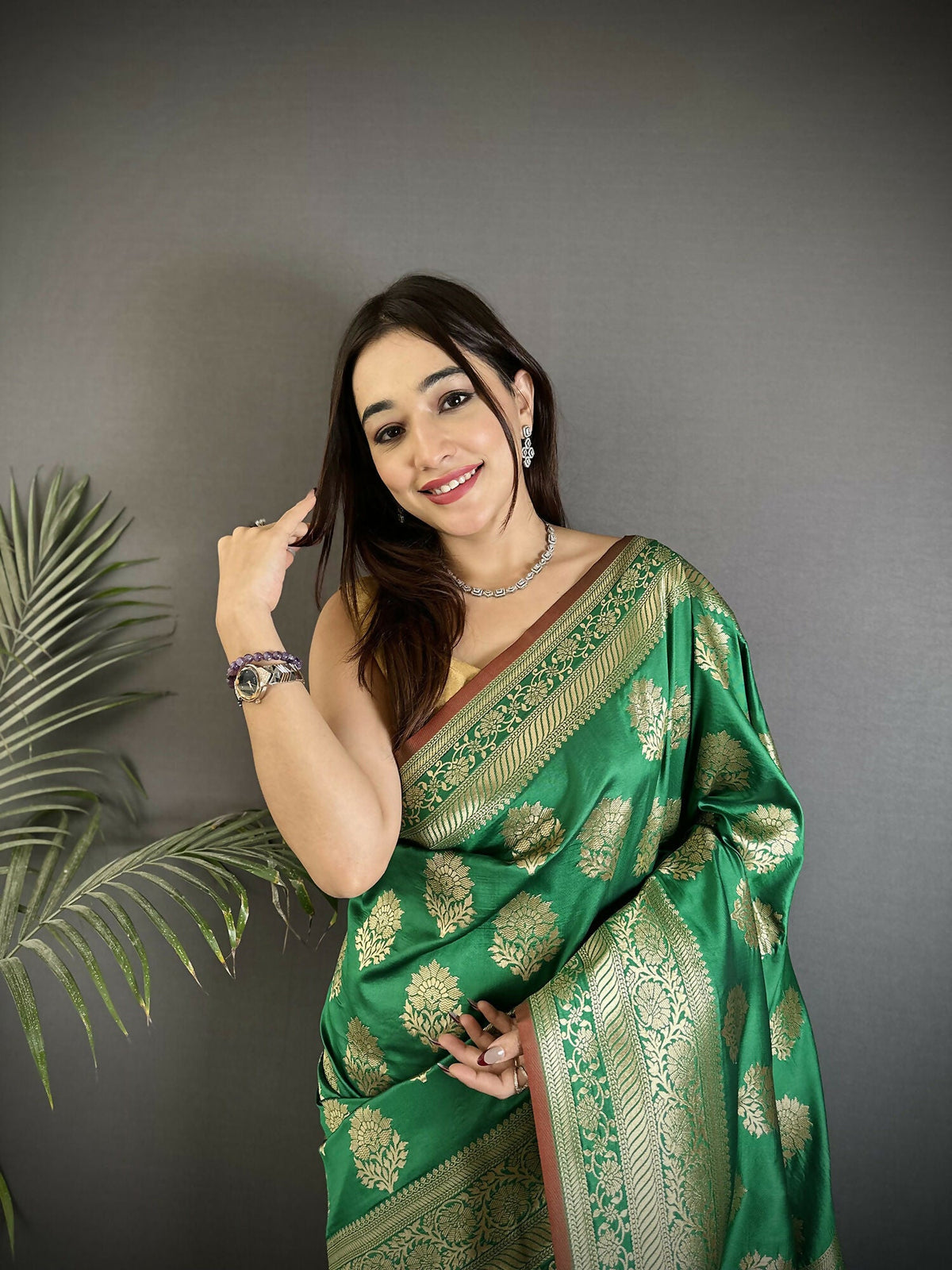 Joban Fashion Green Ethnic Floral Motifs Soft Lichi Silk Banarasi Saree | Grocsy