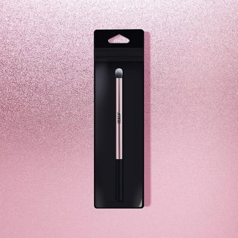 Nykaa BlendPro Eyeshadow Blending Makeup Brush | Grocsy