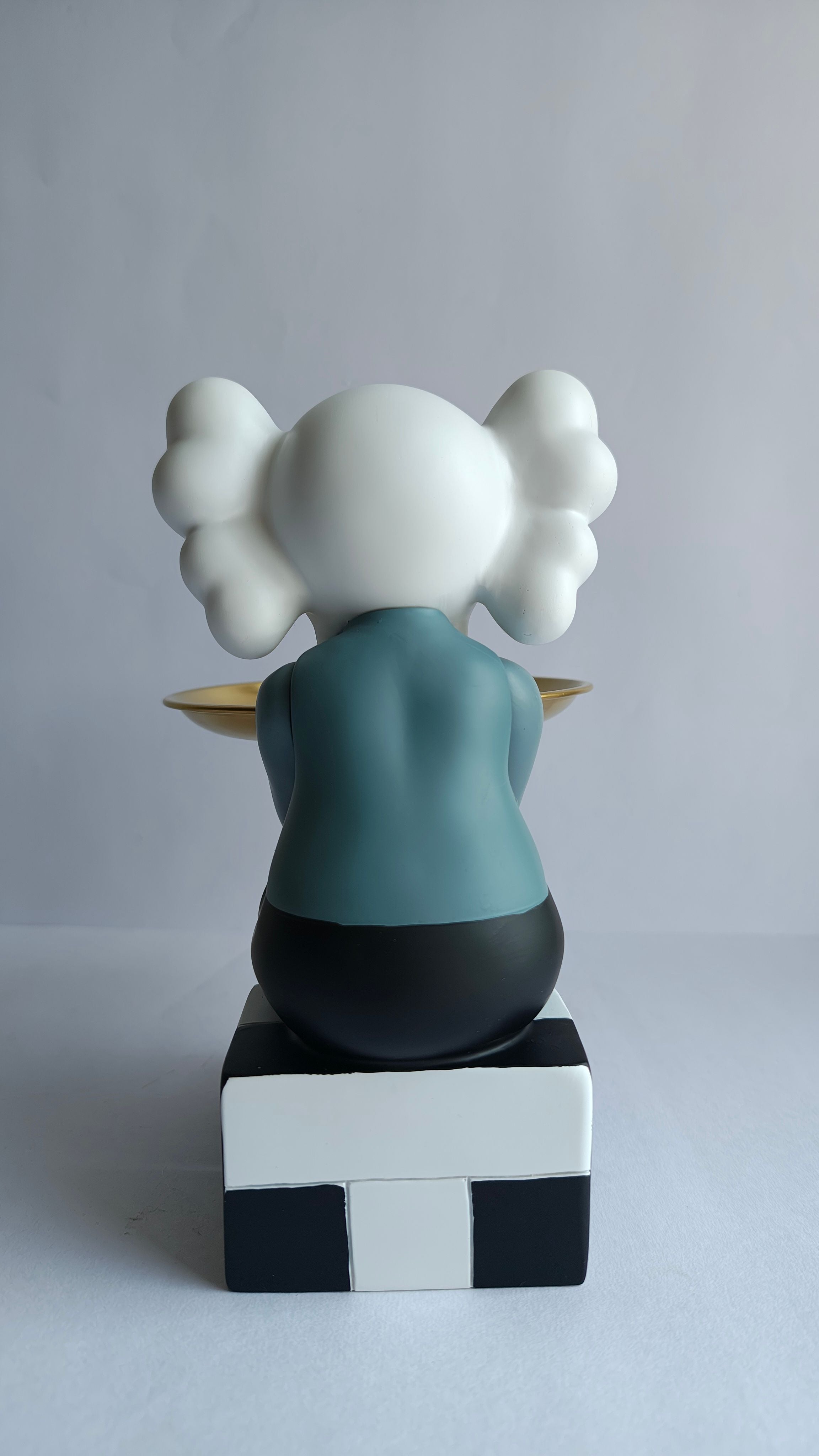 Sun Mun Decors KAWS-Inspired Companion Tray Holder - Passing Through | Grocsy