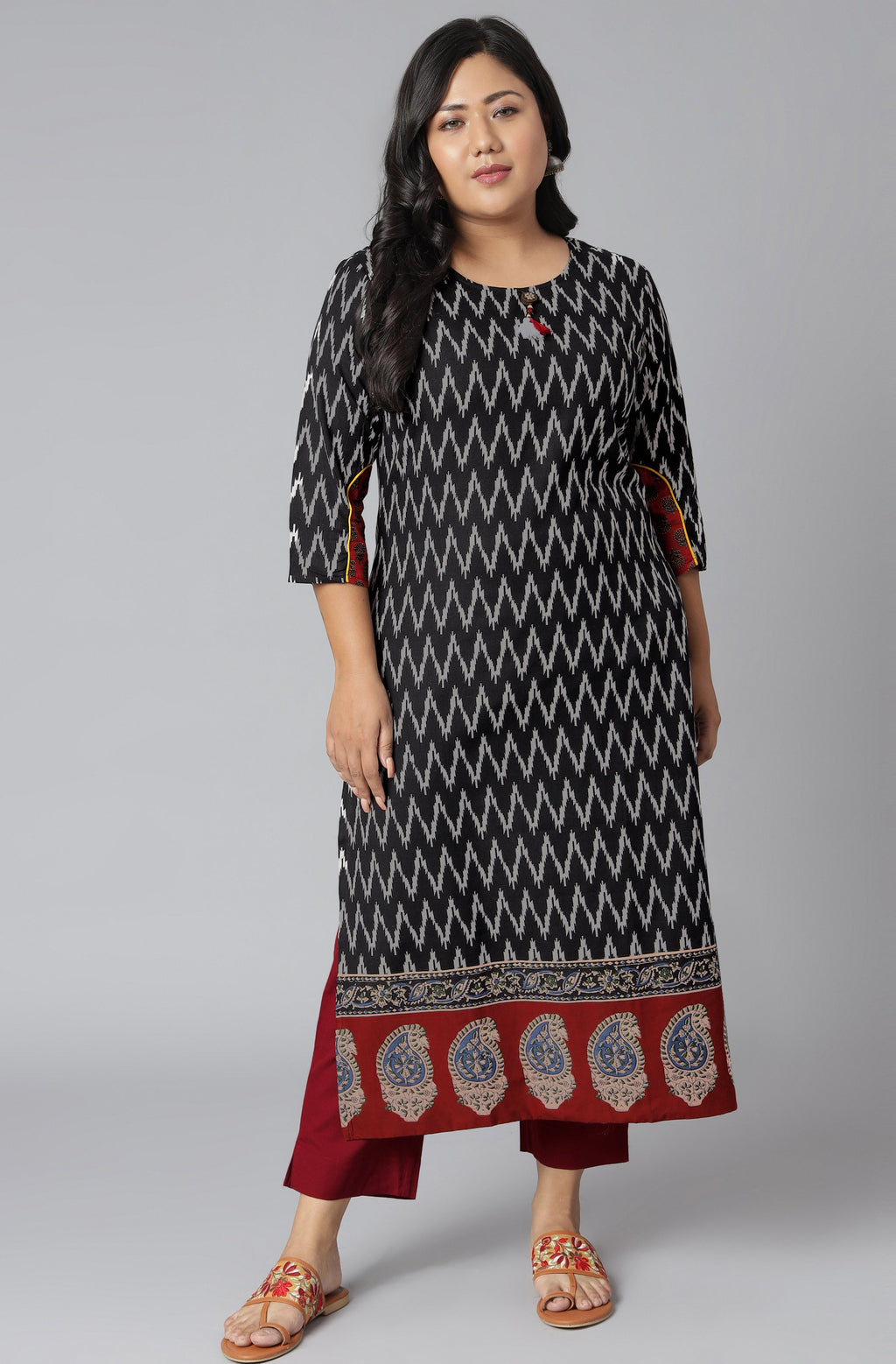 Janasya Women's Black Cotton Flex Ikat Casual Straight Kurta | Grocsy
