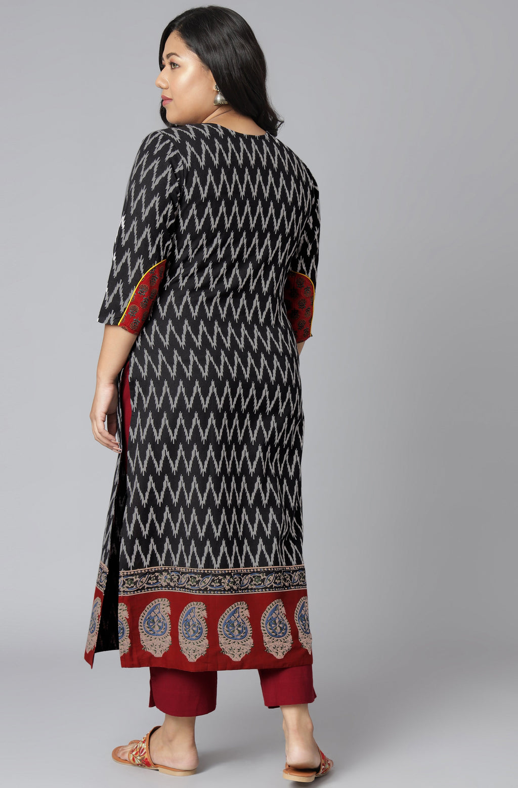 Janasya Women's Black Cotton Flex Ikat Casual Straight Kurta | Grocsy