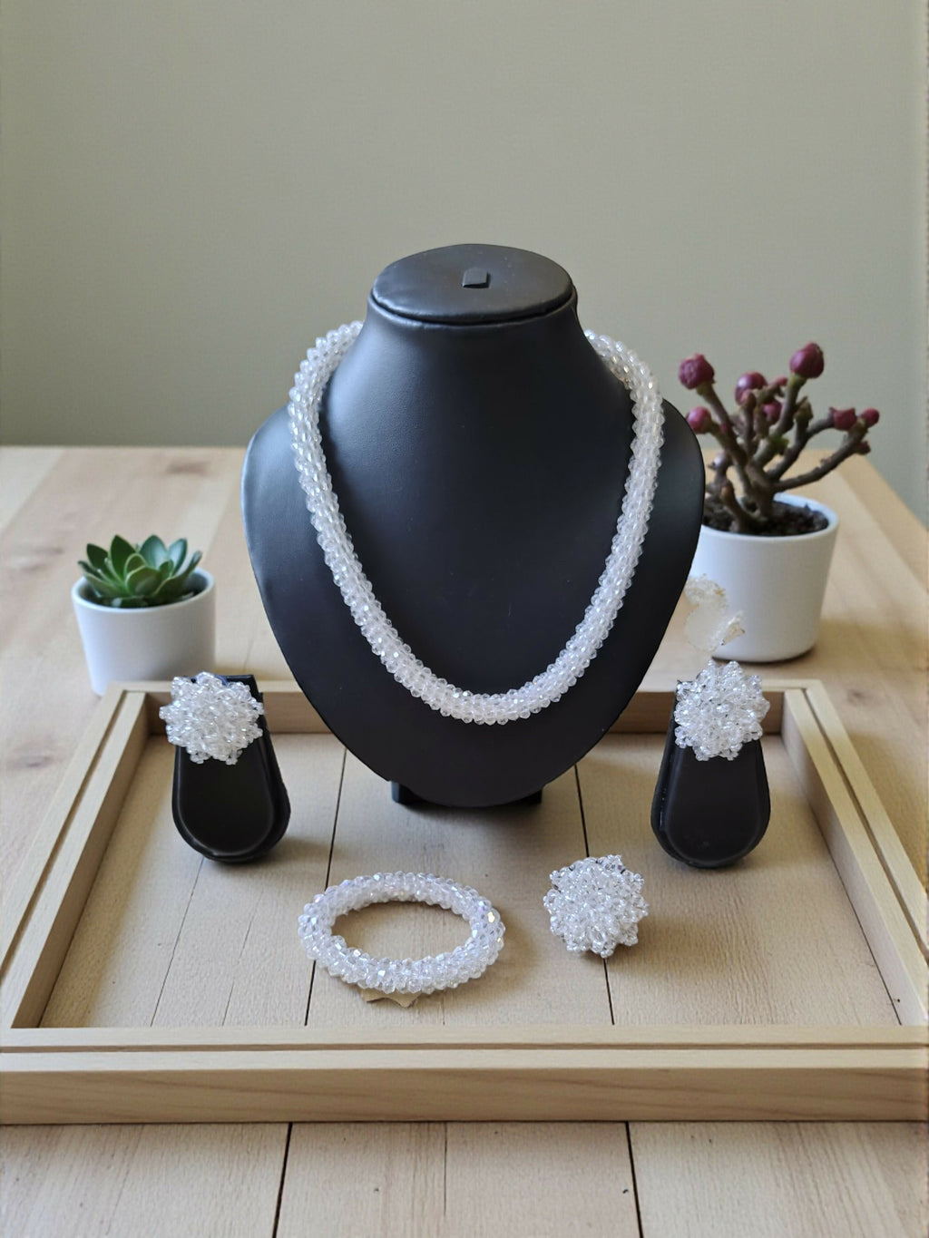 Inhanns Rangshine 4-In-1 Crystal Glam Set - Handmade - White | Grocsy