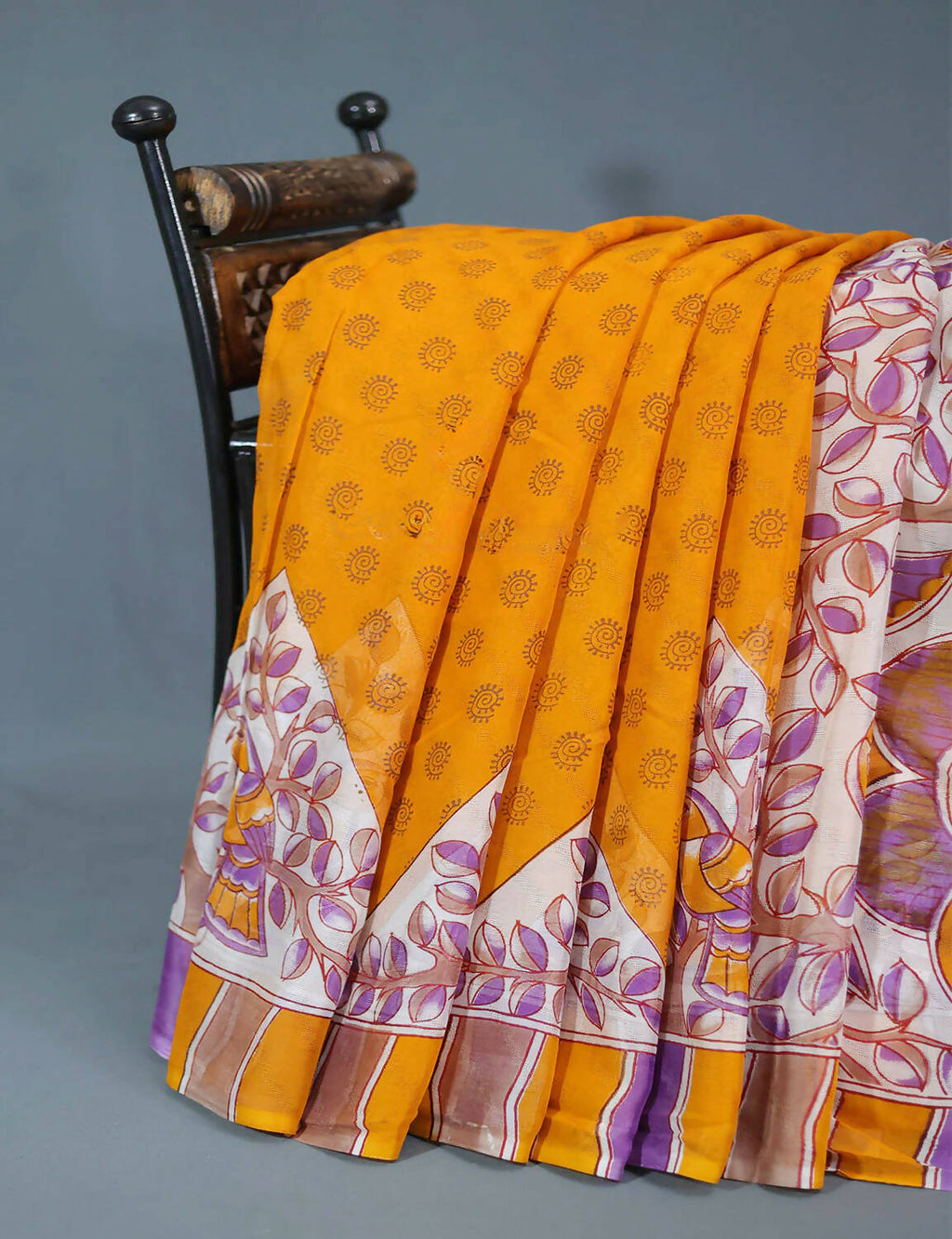 Shades Of Orange With Off-White Colour Leheriya Georgette Saree By Gayathri Reddy Designer Studio | Grocsy