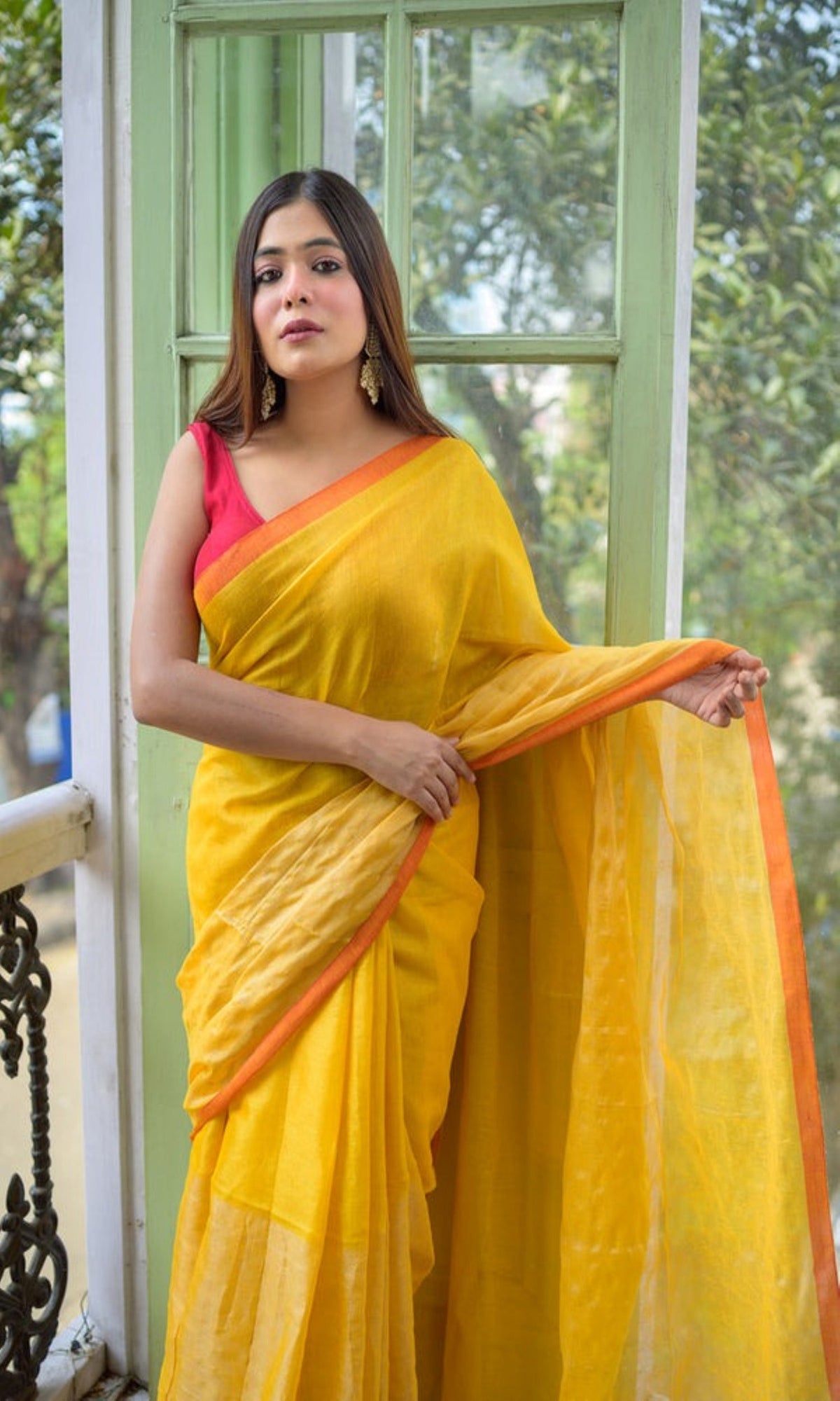Piyari Fashion Yellow Handloom Tissue Saree | Grocsy