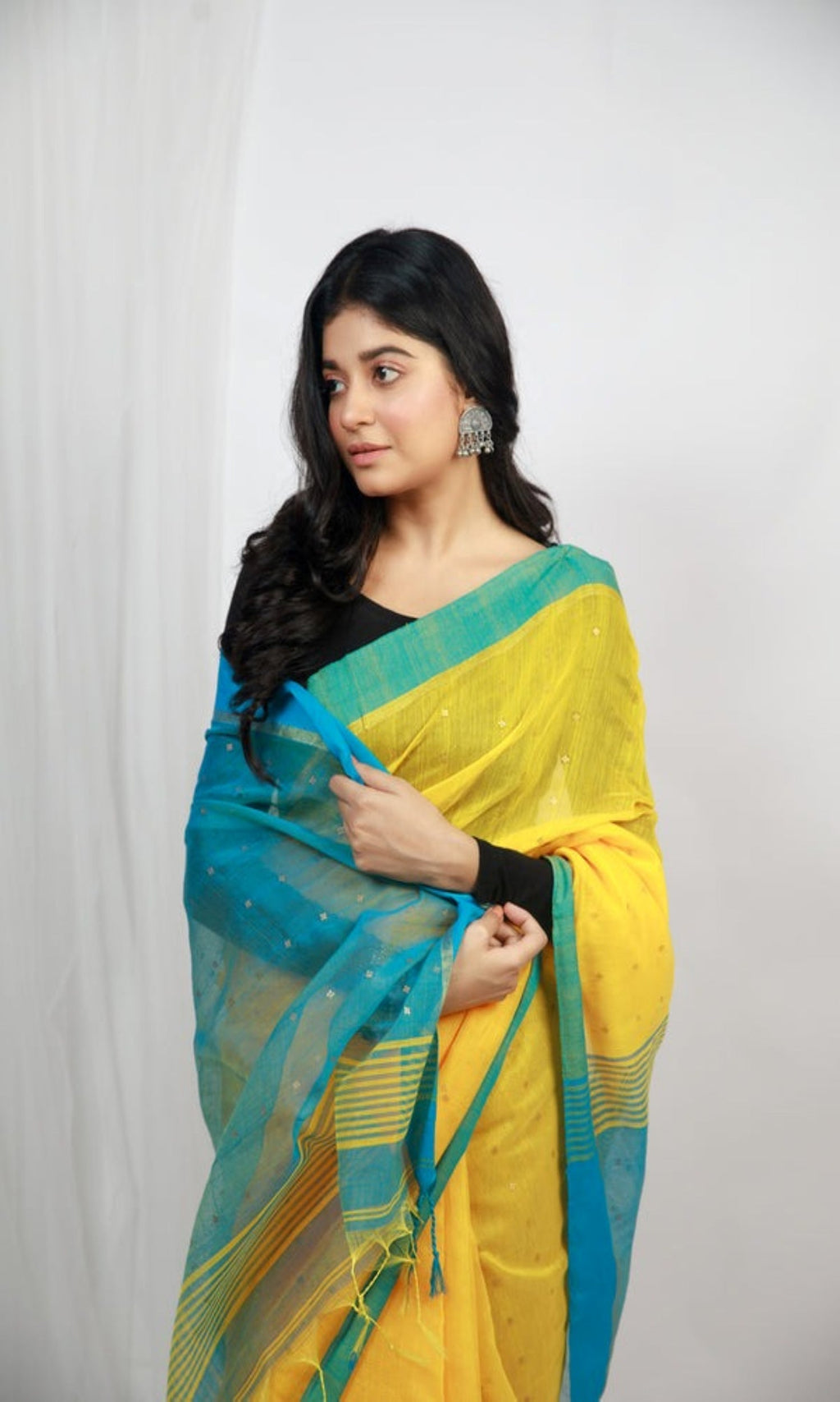 Piyari Fashion Handloom Cotton Blend Yellow Sequin Saree | Grocsy