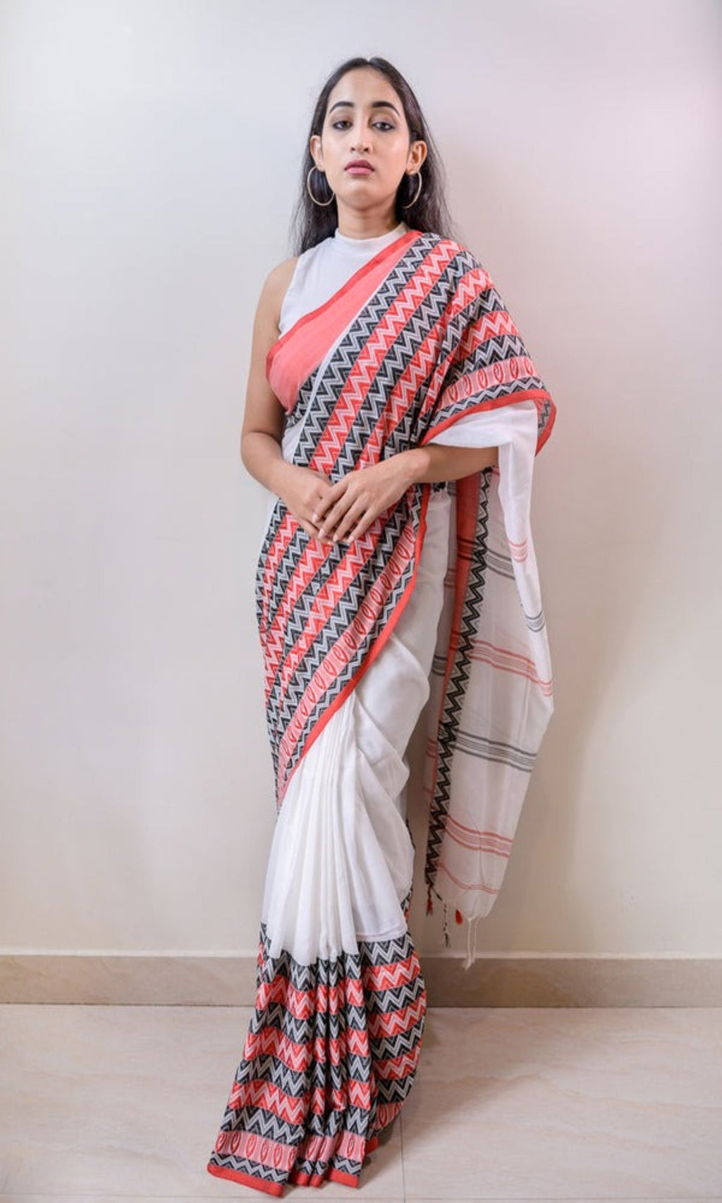 Piyari Fashion Handloom White Cotton Begampuri Saree | Grocsy