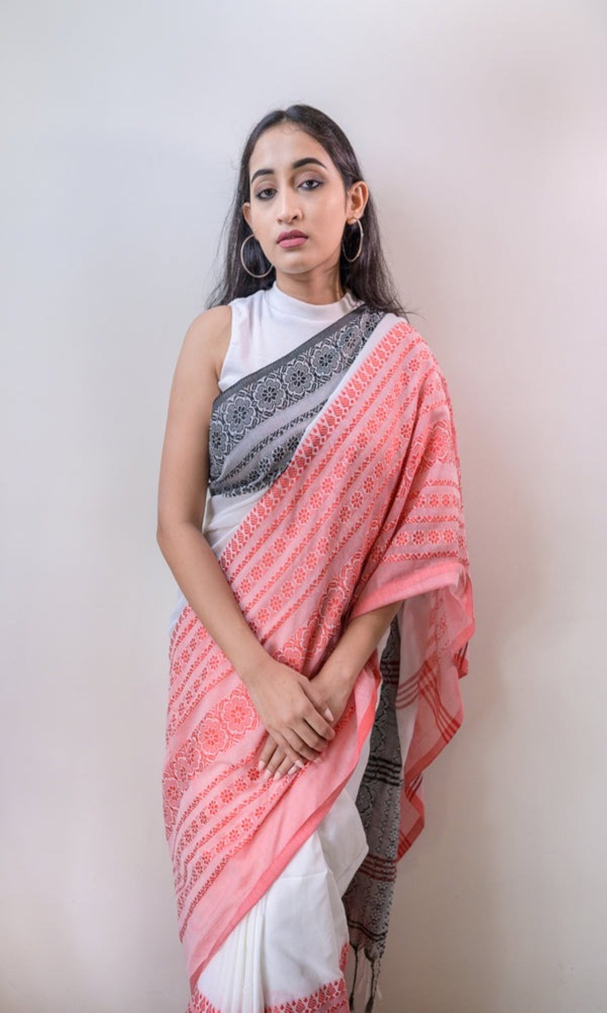 Piyari Fashion Handloom White Cotton Begampuri Saree | Grocsy