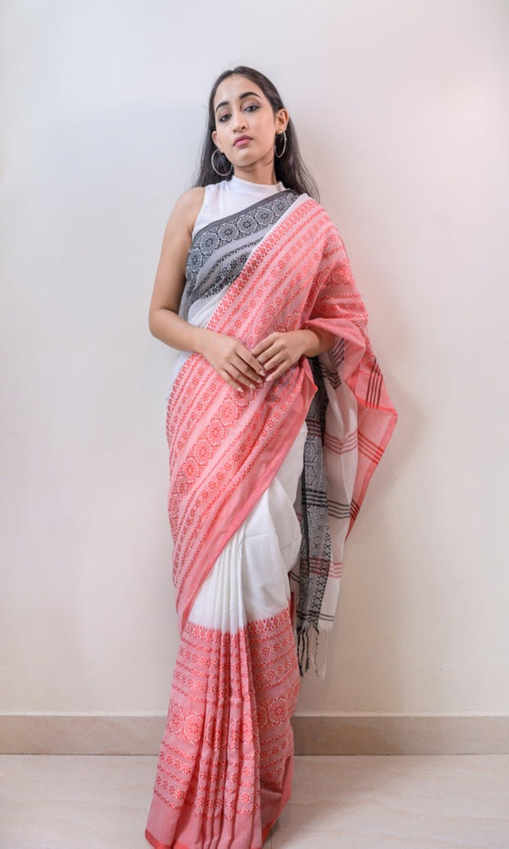 Piyari Fashion Handloom White Cotton Begampuri Saree | Grocsy