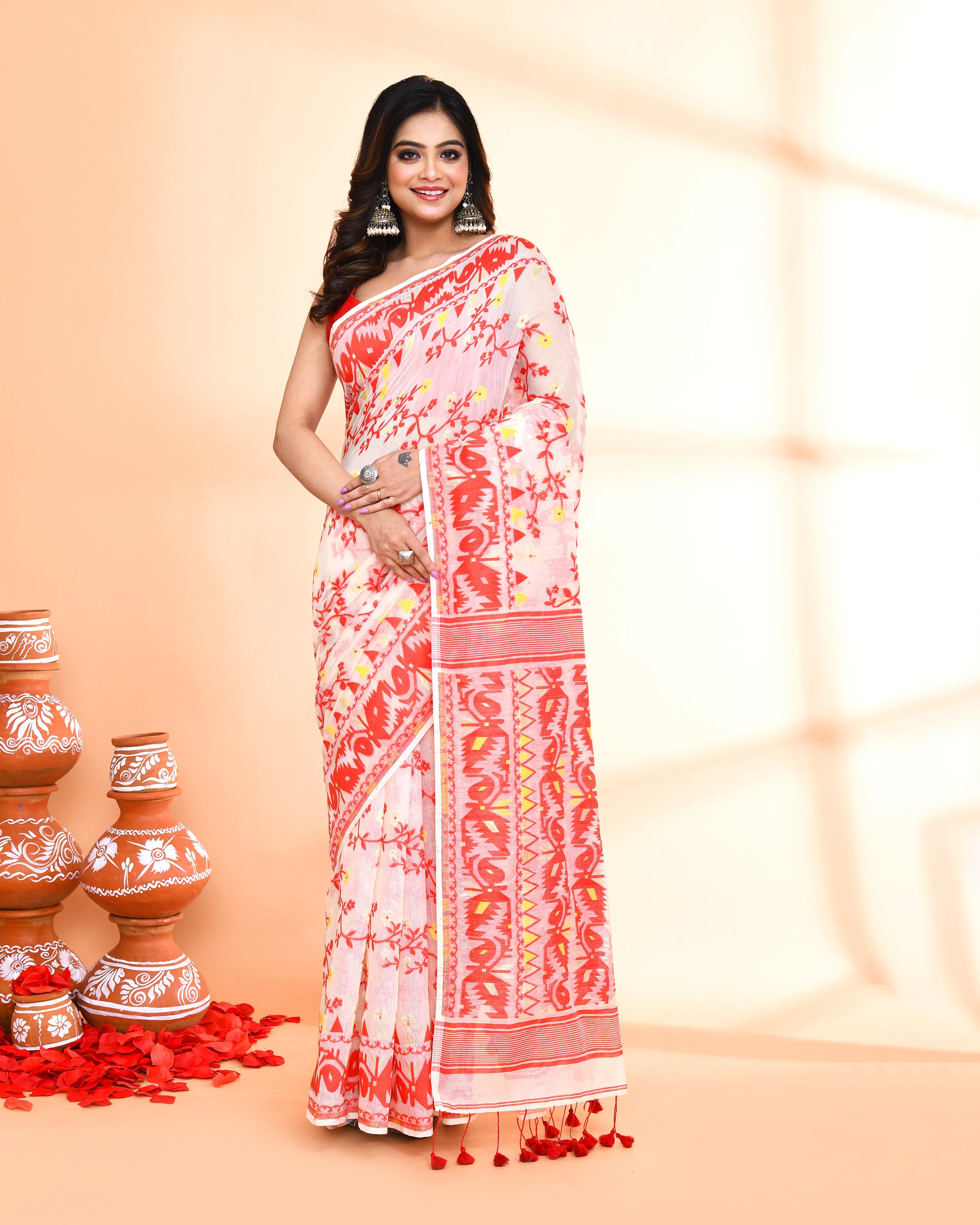 Piyari Fashion Women's Off White Red Cotton Silk Jamdani Saree | Grocsy