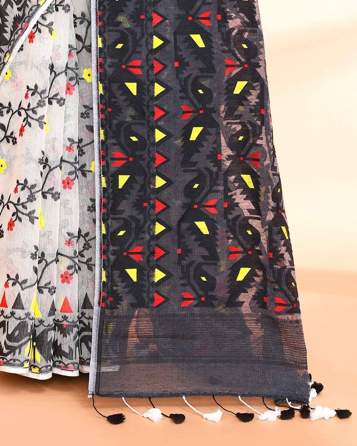 Piyari Fashion Women's Off White Black Cotton Silk Jamdani Saree | Grocsy