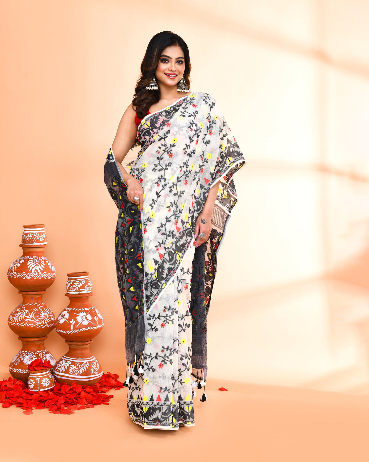 Piyari Fashion Women's Off White Black Cotton Silk Jamdani Saree | Grocsy