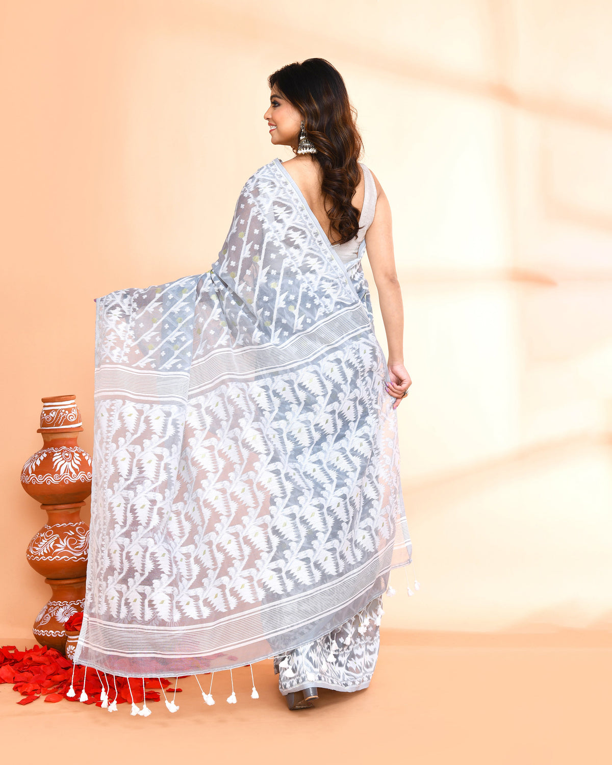Piyari Fashion Women's Pebble Grey Cotton Silk Jamdani Saree | Grocsy