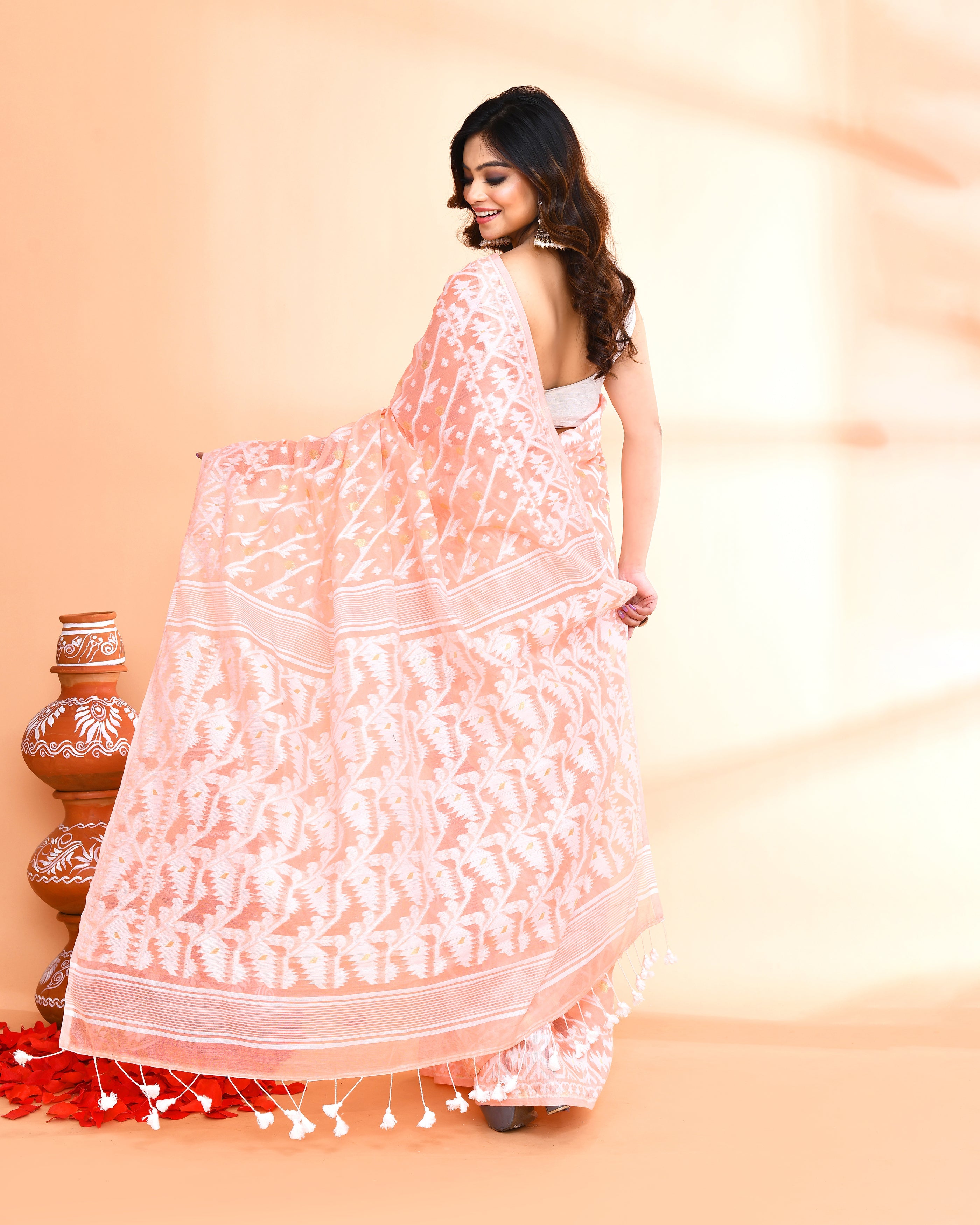 Piyari Fashion Women's Salmon Cotton Silk Jamdani Saree | Grocsy