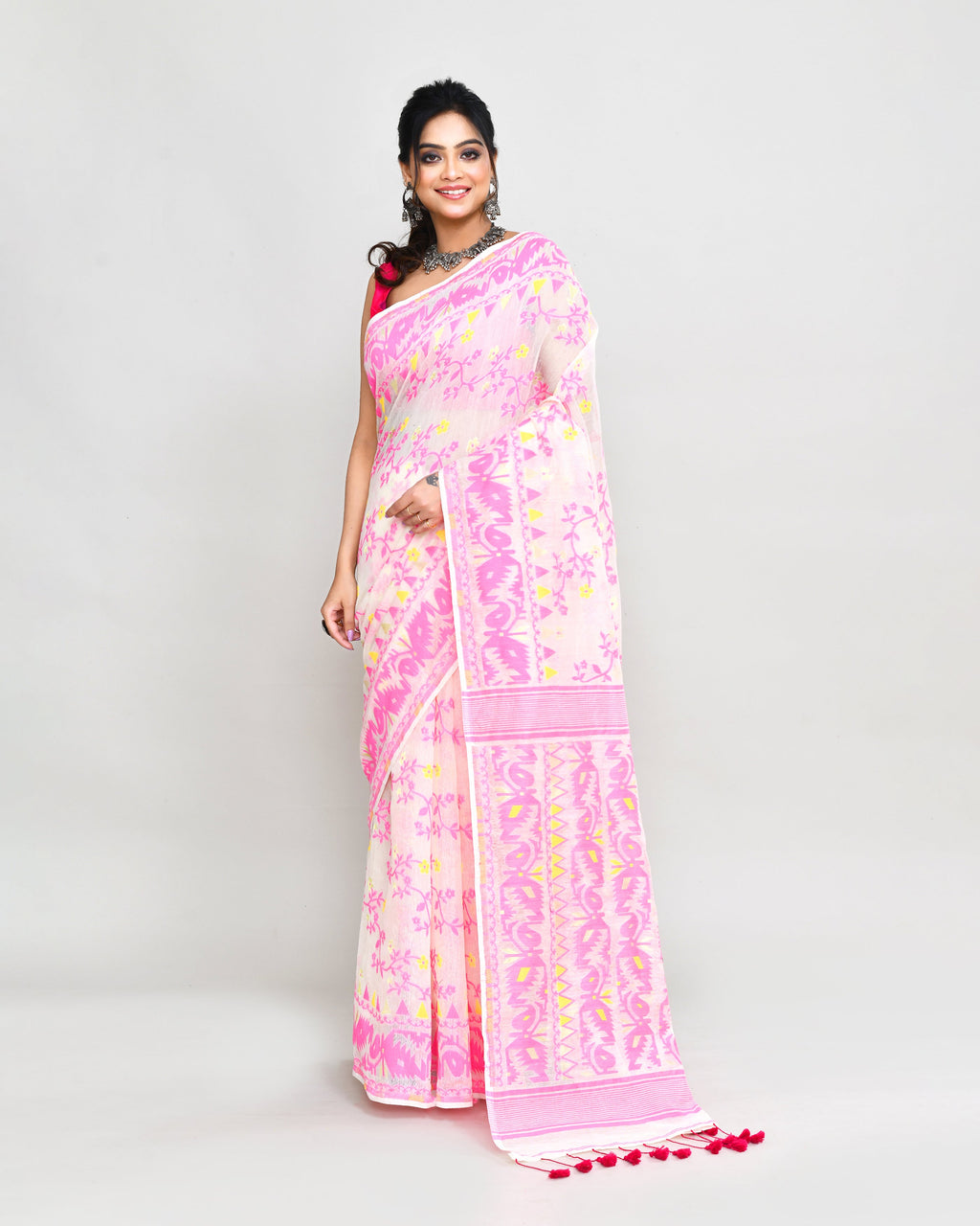 Piyari Fashion Women's Off White Pink Cotton Silk Jamdani Saree | Grocsy