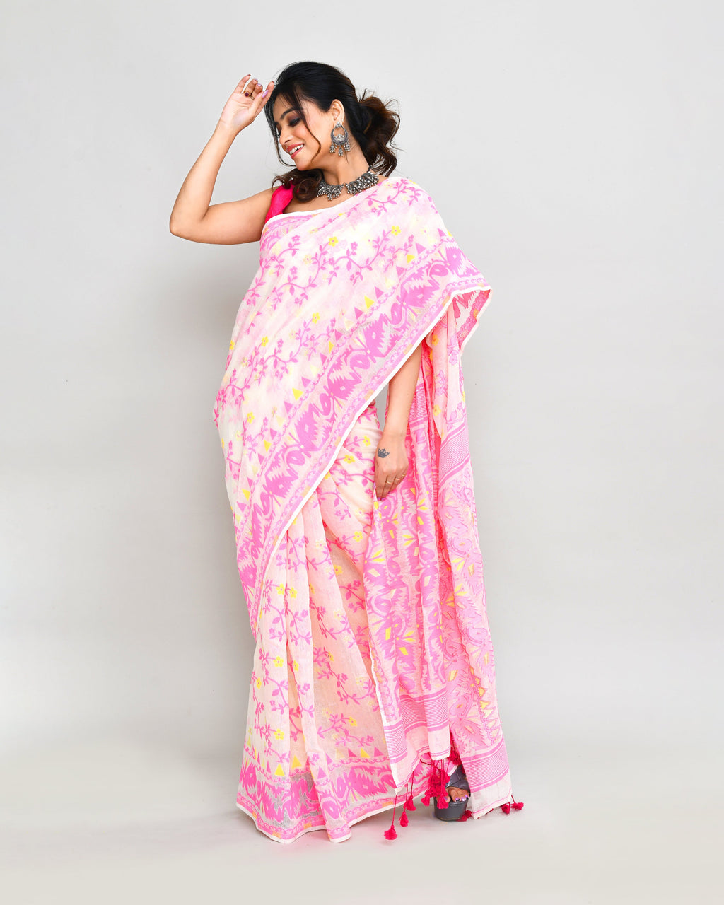 Piyari Fashion Women's Off White Pink Cotton Silk Jamdani Saree | Grocsy