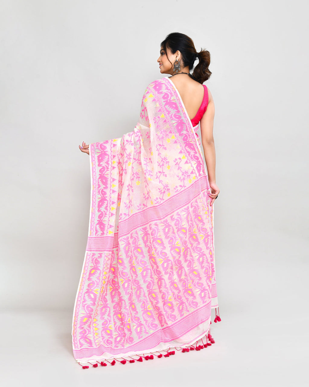 Piyari Fashion Women's Off White Pink Cotton Silk Jamdani Saree | Grocsy