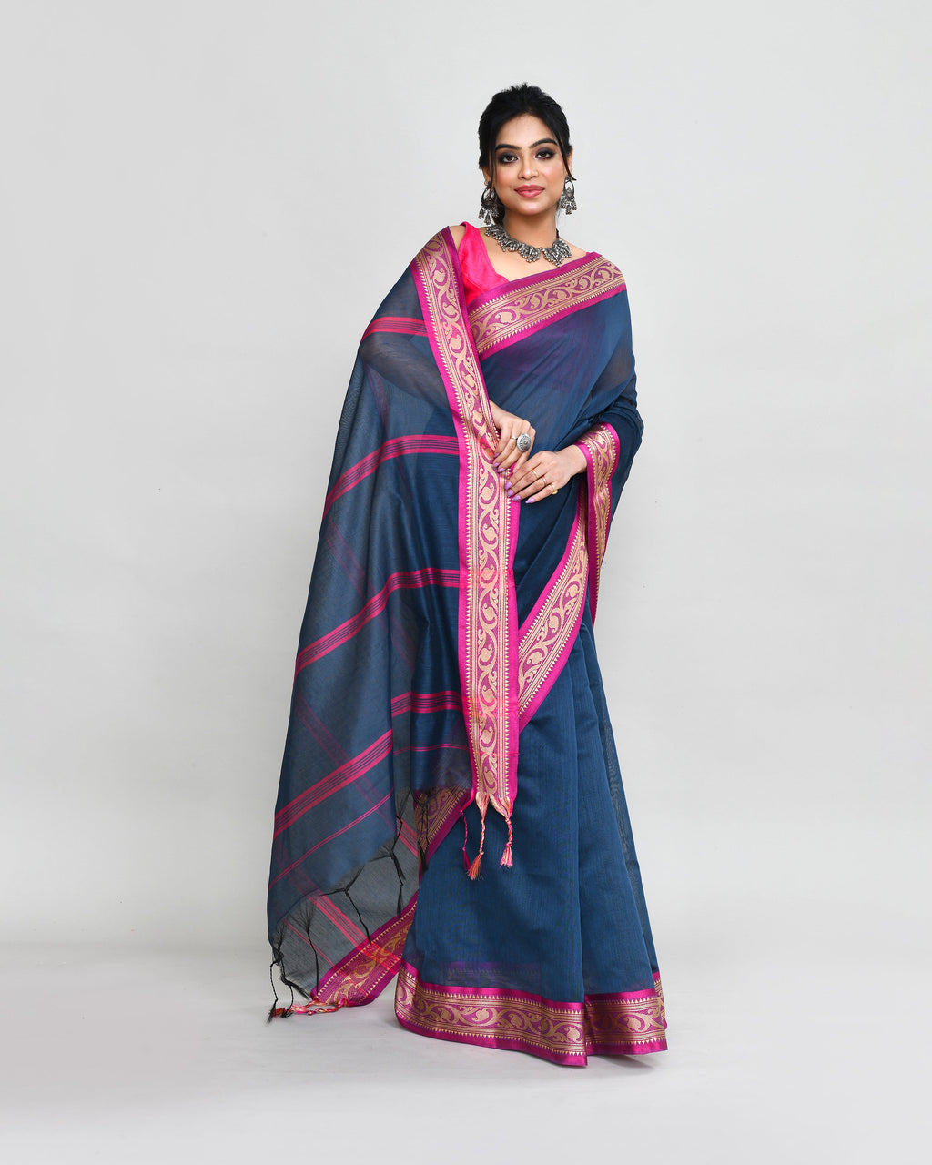 Piyari Fashion Women`s Cotton Silk Charcoal Handloom Saree With Blouse | Grocsy