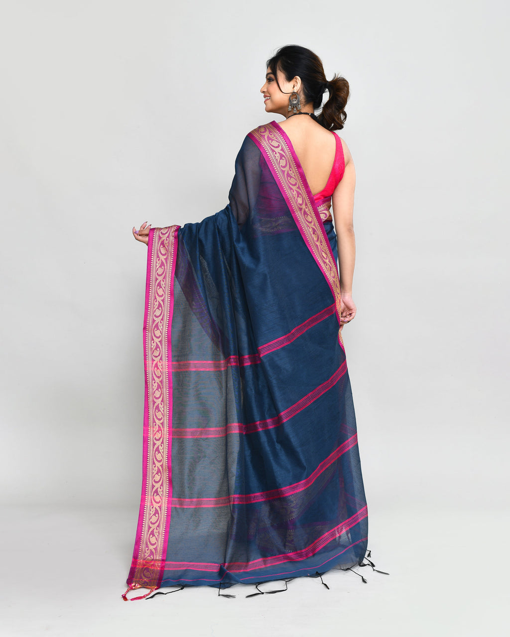 Piyari Fashion Women`s Cotton Silk Charcoal Handloom Saree With Blouse | Grocsy