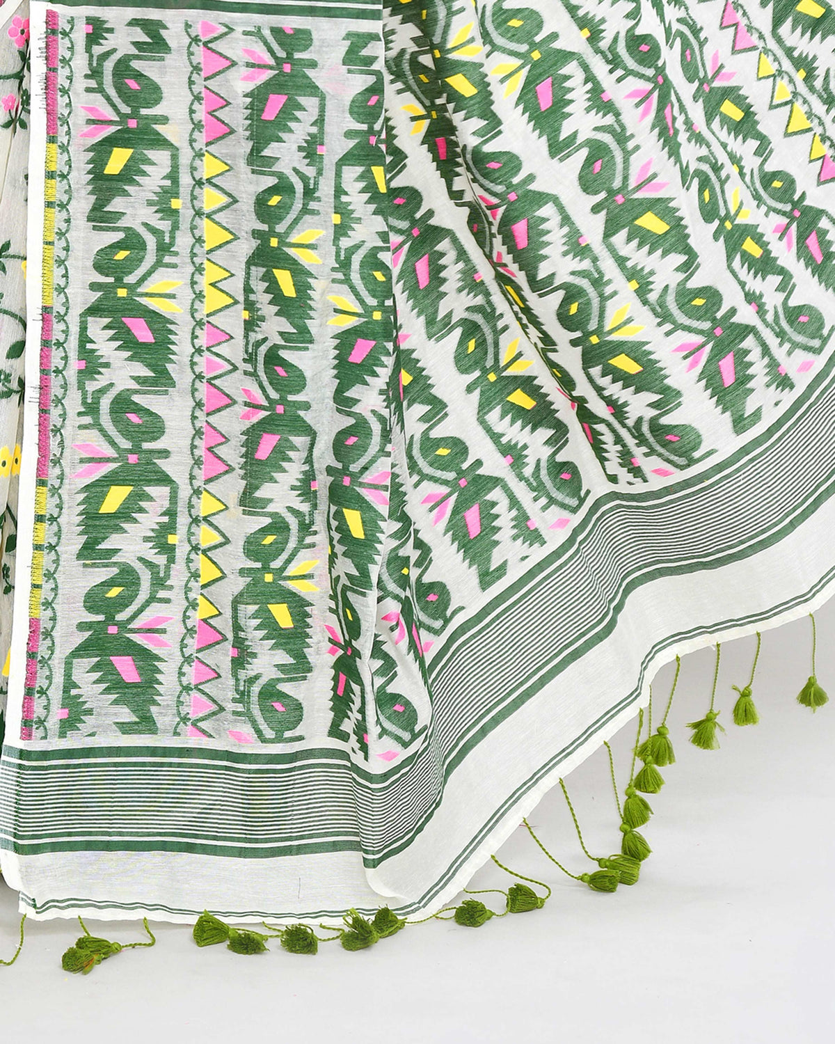 Piyari Fashion Women's Off White Green Cotton Silk Jamdani Saree | Grocsy