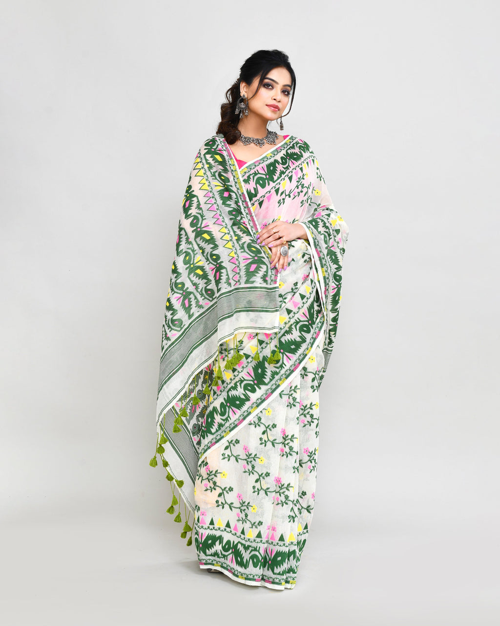 Piyari Fashion Women's Off White Green Cotton Silk Jamdani Saree | Grocsy