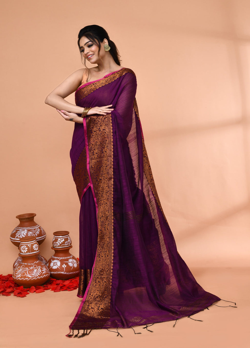 Piyari Fashion Women`s Cotton Blend Magenta Handloom Saree With Blouse | Grocsy