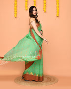 Piyari Fashion Women's Green Cotton Blend Handloom Saree With Red Temple Border | Grocsy