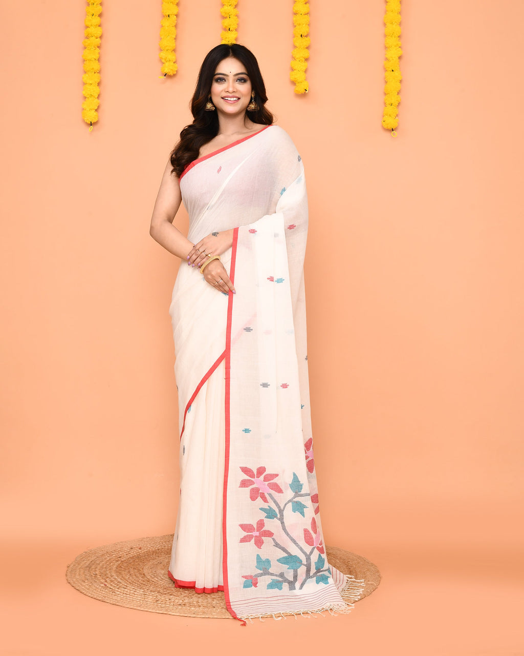 Piyari Fashion Women's White Cotton Jamdani Saree | Grocsy