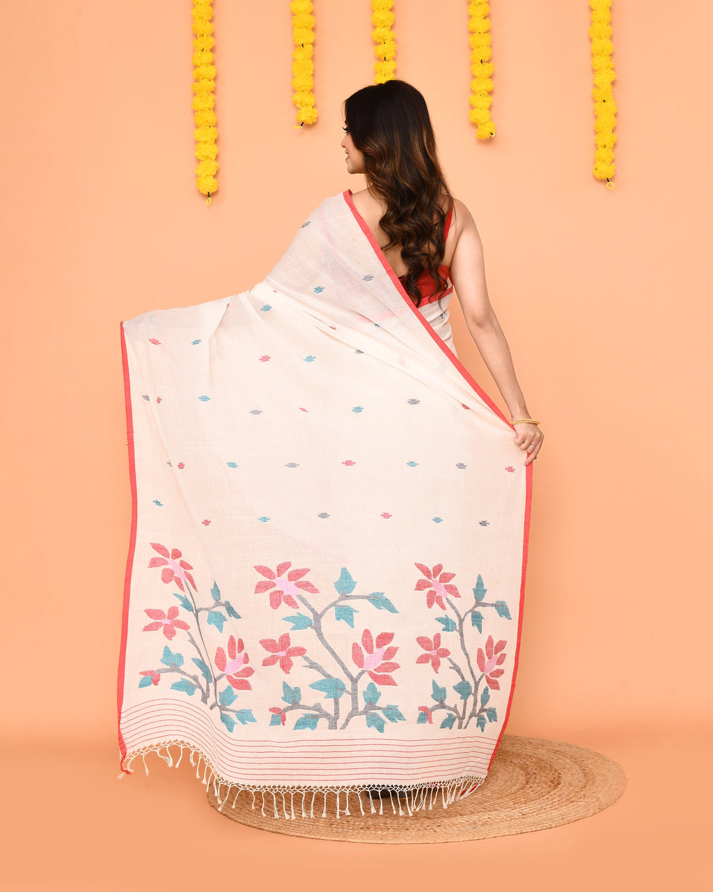 Piyari Fashion Women's White Cotton Jamdani Saree | Grocsy