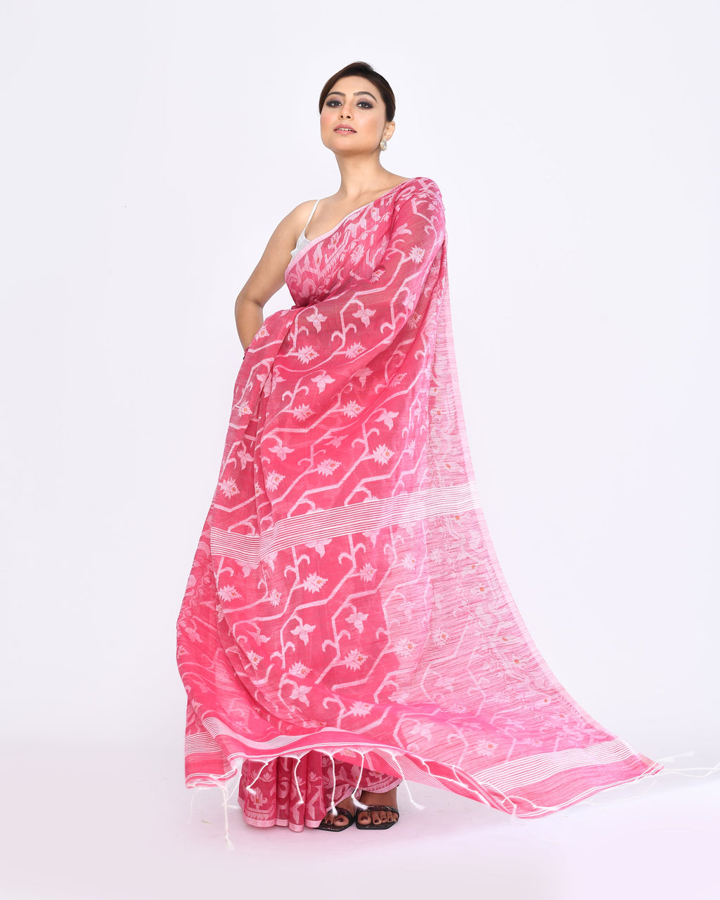 Piyari Fashion Women's Pink Embellished Cotton Blend Jamdani Saree | Grocsy