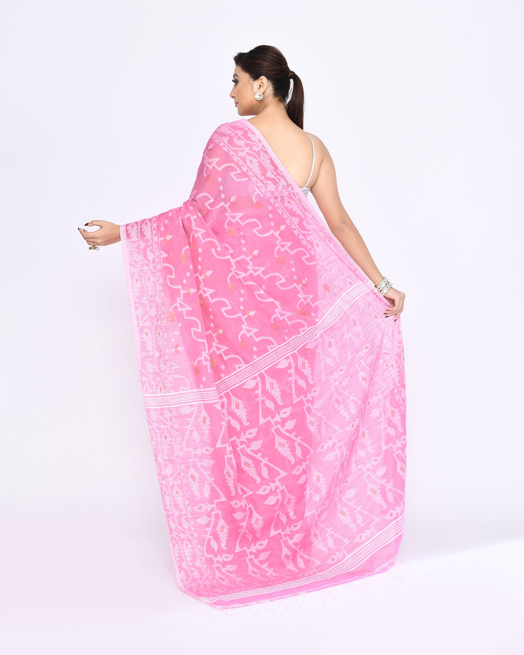 Piyari Fashion Women's Pink Embellished Cotton Blend Jamdani Saree | Grocsy